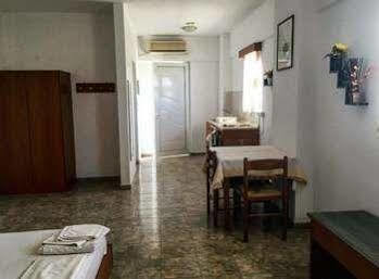 Paradise Studios Faliraki Luaran gambar